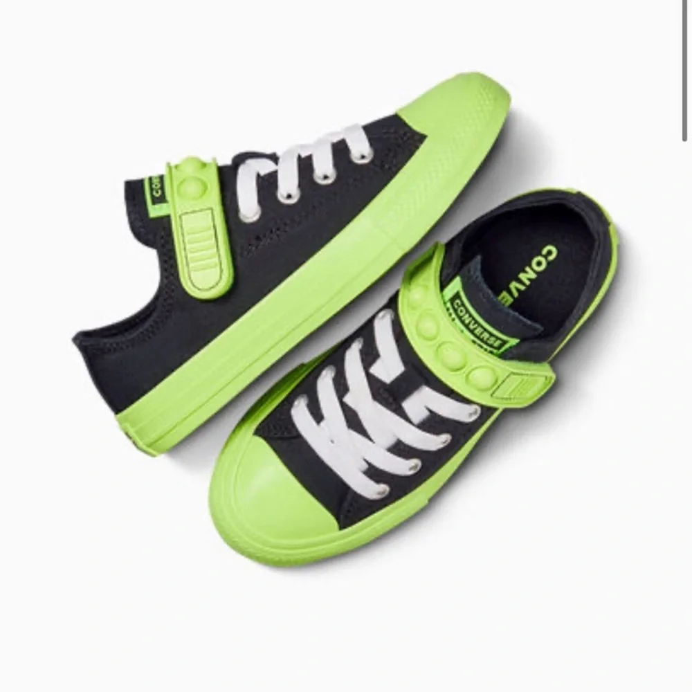 Converse Kids Sneakers - Black and Neon Green Bubble Strap